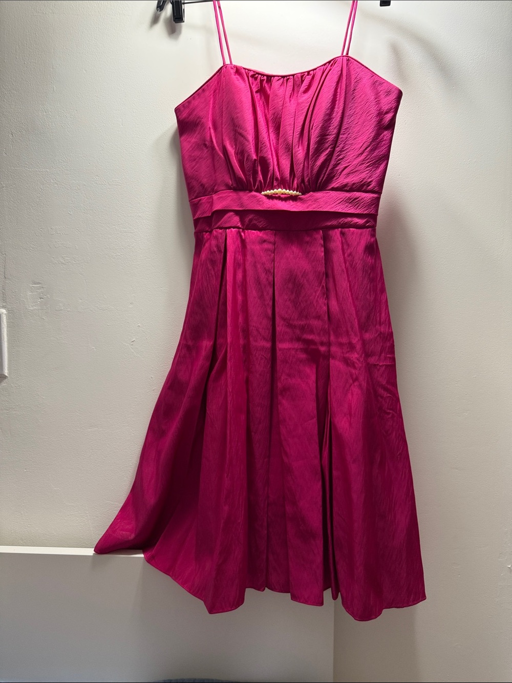 Sleeveless Fuchsia Midi Dress with Spaghetti Straps
